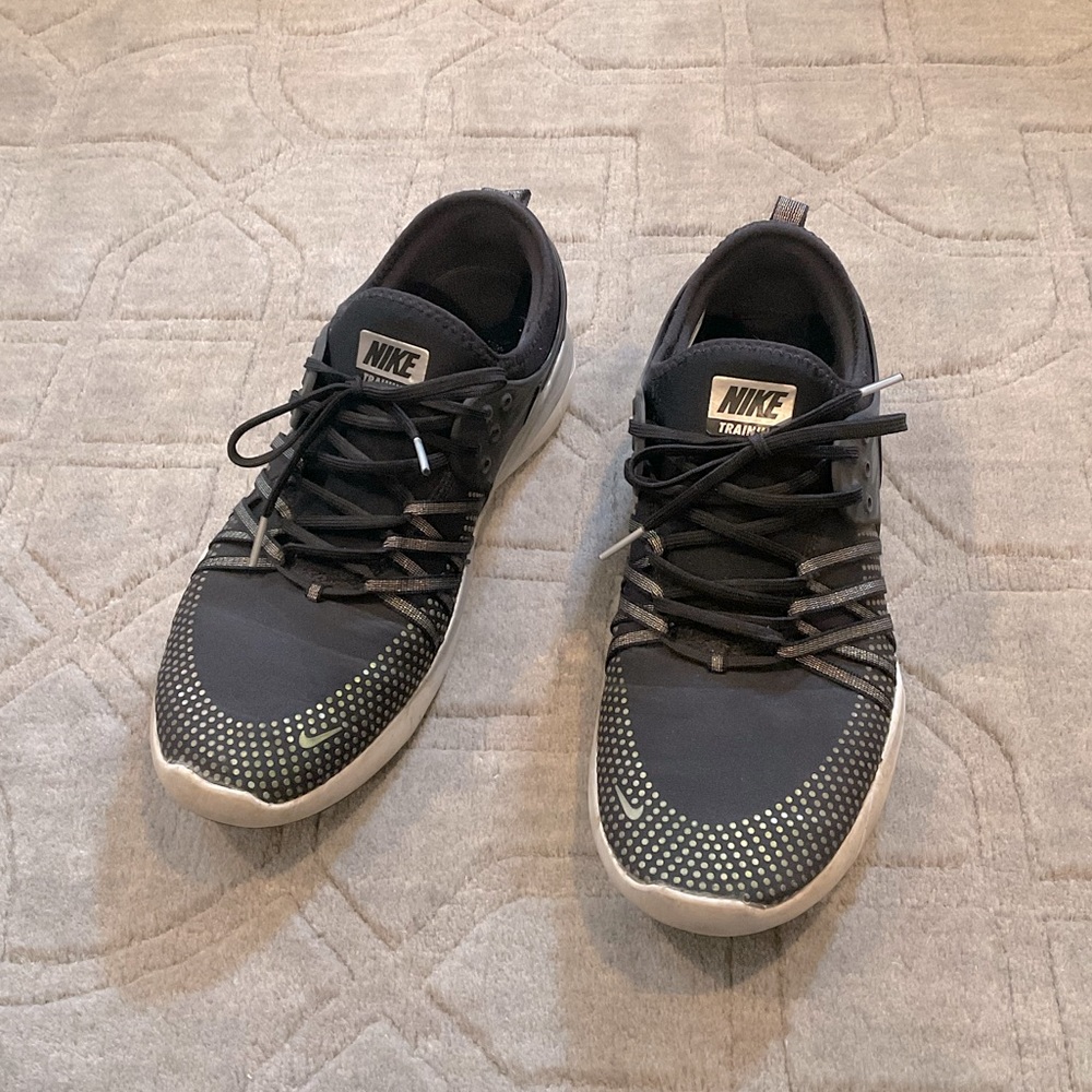 🔥 Nike Free Training Tennis Shoes